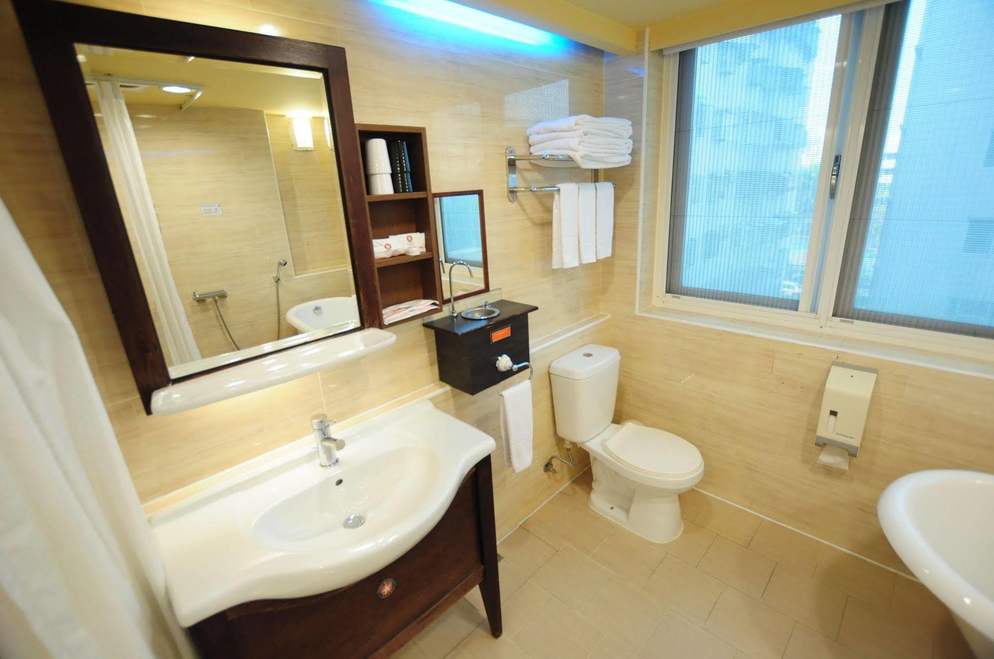 Kindness Xin Jue Jiang Hotel Kaohsiung Exterior foto