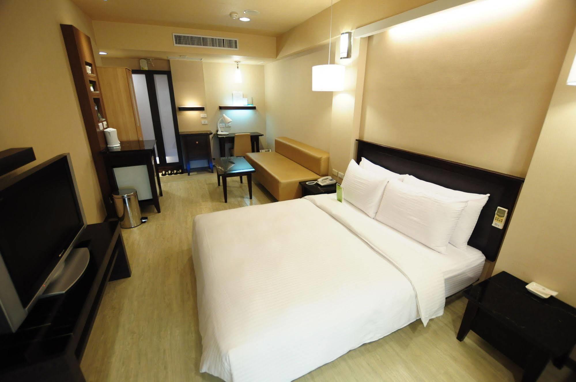 Kindness Xin Jue Jiang Hotel Kaohsiung Exterior foto